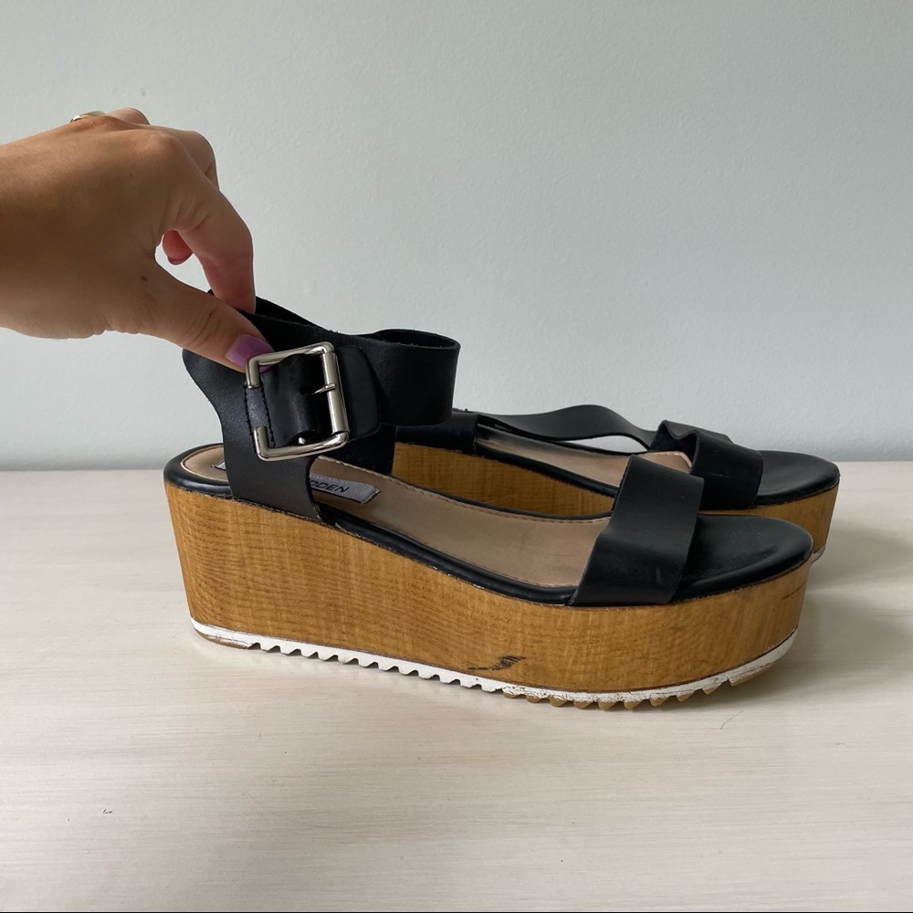 Steve Madden Platform Sandal